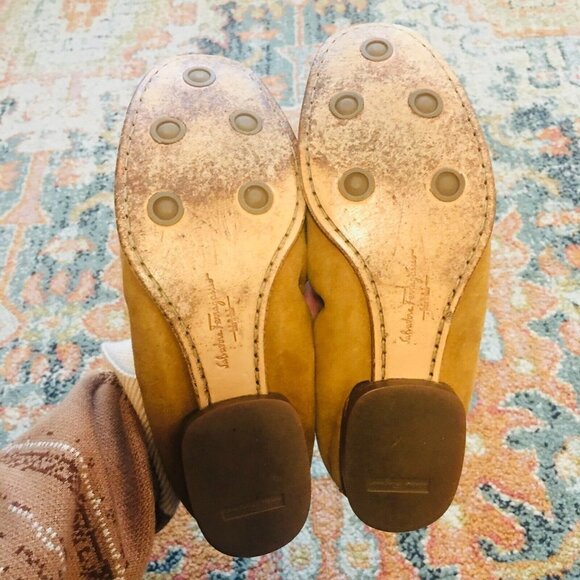 FERRAGAMO Vintage Suede Tan Horse Bit Logo Stretch Elastic Loafers Shoes W 7.5B - Picture 8 of 11